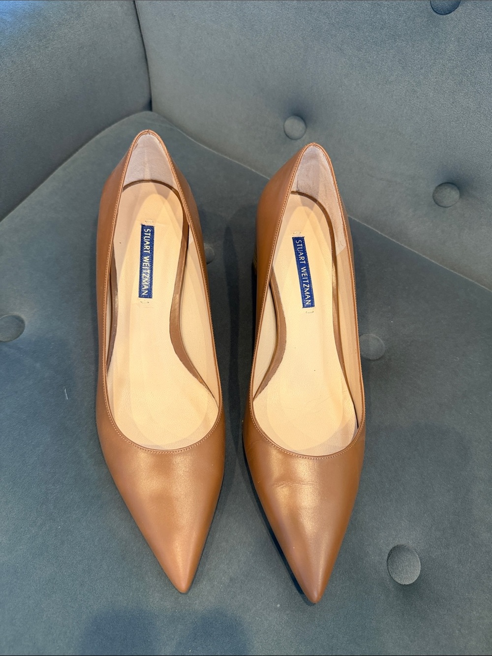 Stuart Weitzman Tan Leather Pointed-Toe Pumps